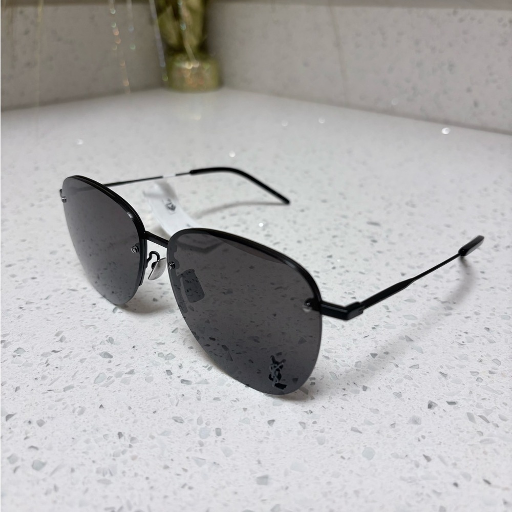 Saint Laurent

Monogram Pin 61MM Aviator Sunglasses